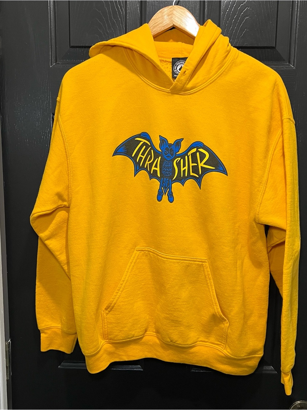 Thrasher Magazine BAT LOGO PULLOVER Skateboard Hoodie GOLD Size M